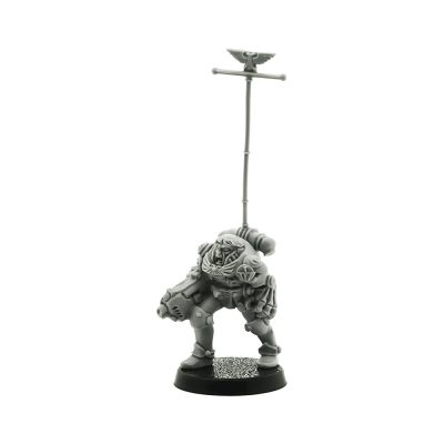 Rogue Trader Inquisitor with Plasma Gun and Power Glove 1989