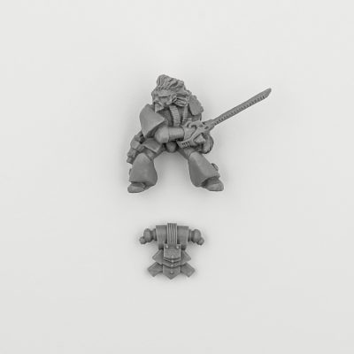 Space Marine with Chainsword / Captain Huron Grimm 1987