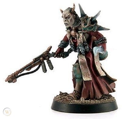 Davinite Lodge Priest (2013 Event Limited Edition)